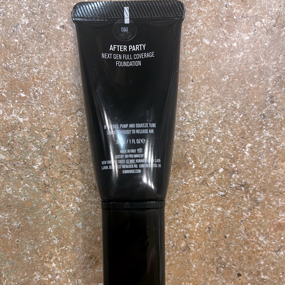 IL Makiage Foundation